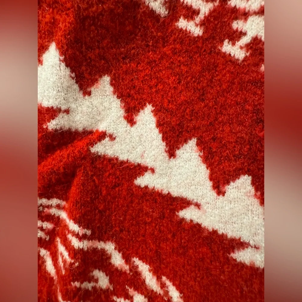 Printed Sweater - Picture 2 of 6